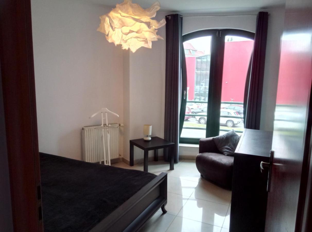 Apartamenty Krzywe Okna Zielona Góra Exterior foto